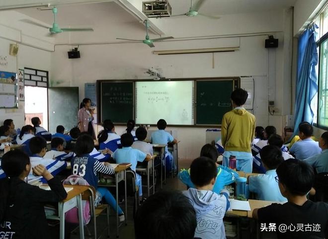 监控画面曝光父亲行为被怒骂太恶心人ag九游会登录反转！向老师滋水后续(图14)